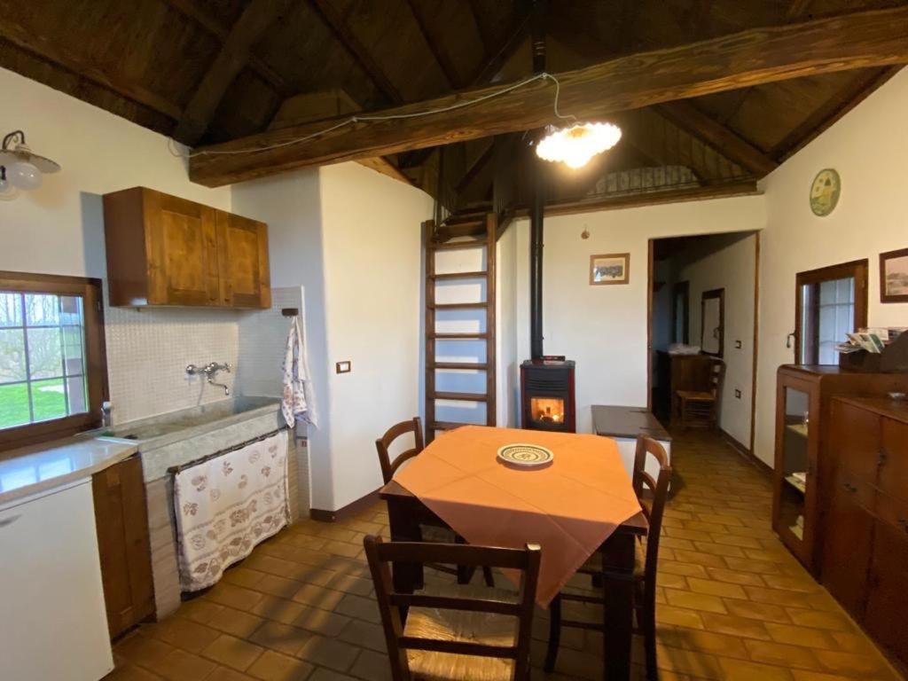Agriturismo Bassara Le Capanne Argenta Bagian luar foto
